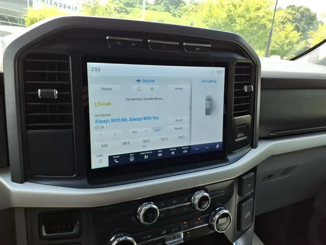 Used 2021 Red Ford XLT image 27