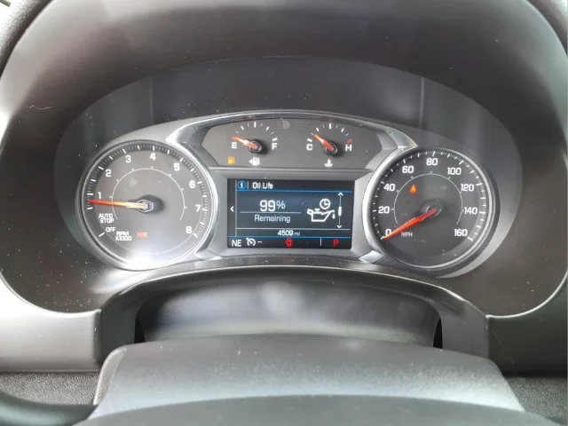 Used 2024 Red GMC SLE image 21