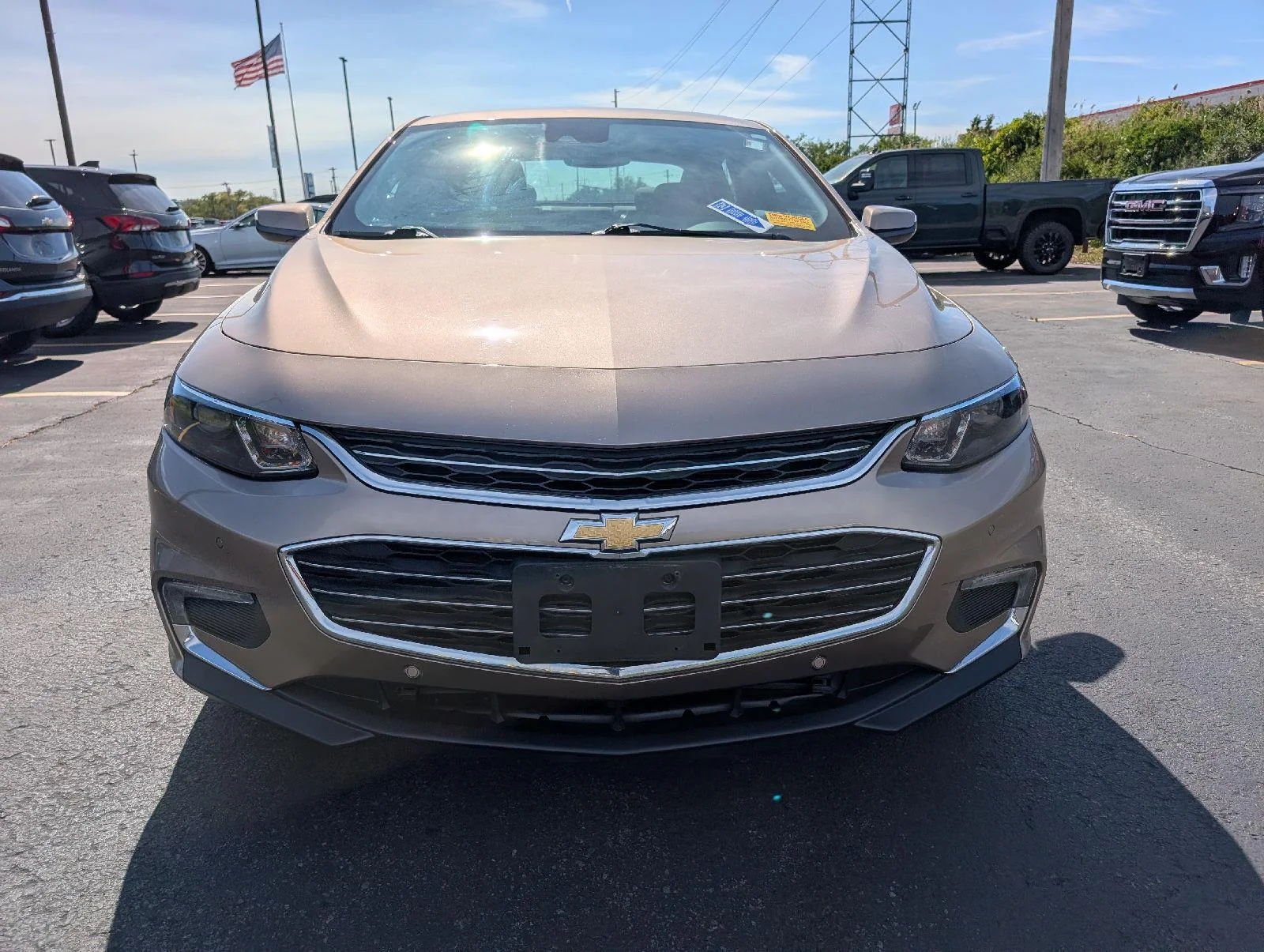 Used 2018 SANDY RIDGE METALLIC Chevrolet LT image 2