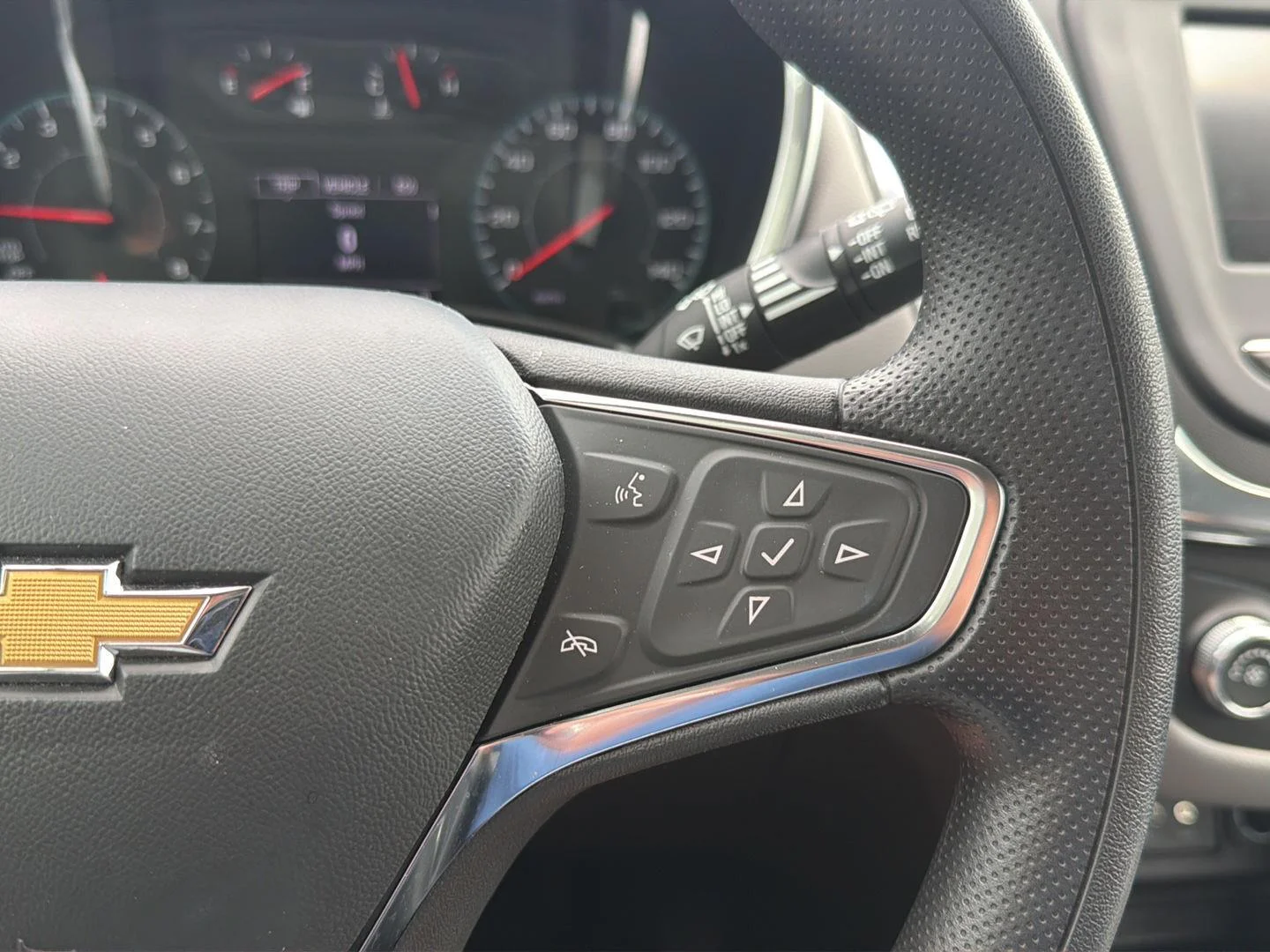 Used 2024 Lakeshore Blue Metallic Chevrolet LS image 12