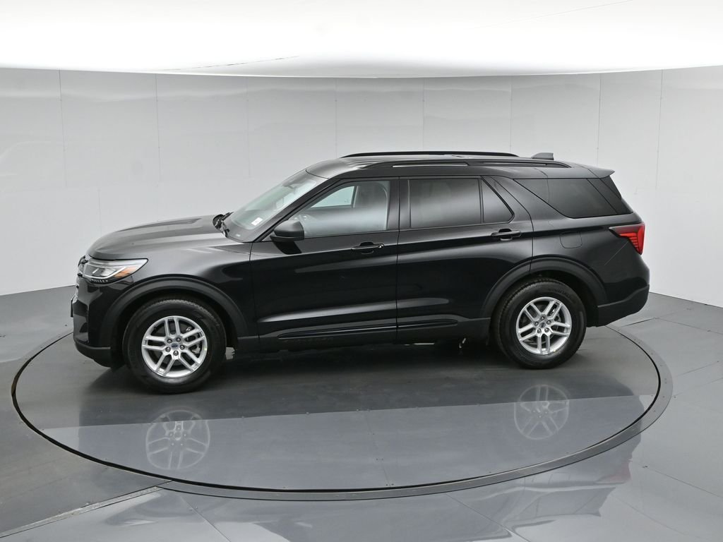New 2026 Agate Black Metallic Ford Active image 43