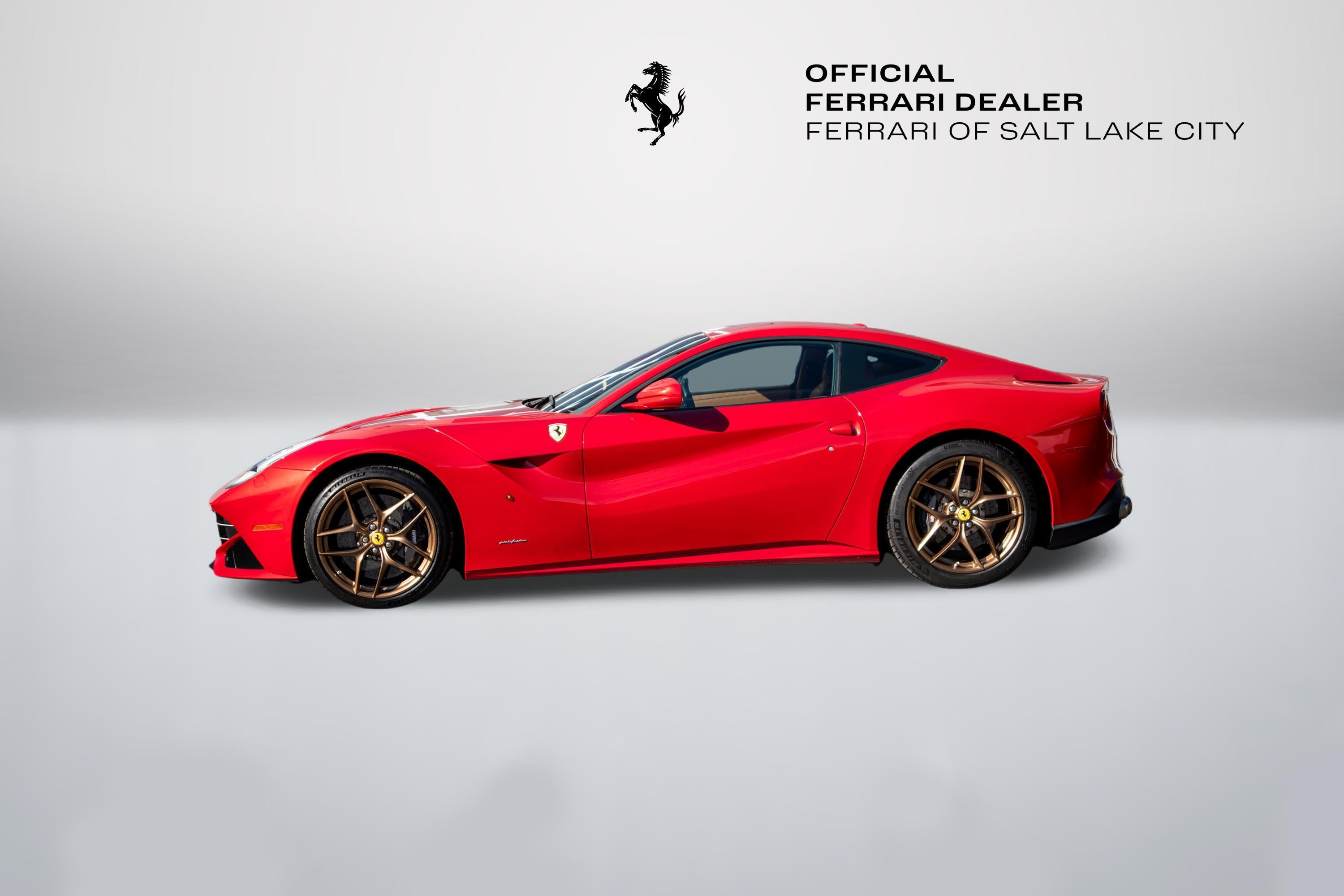 Used 2013 Rosso Berlinetta Ferrari  image 2