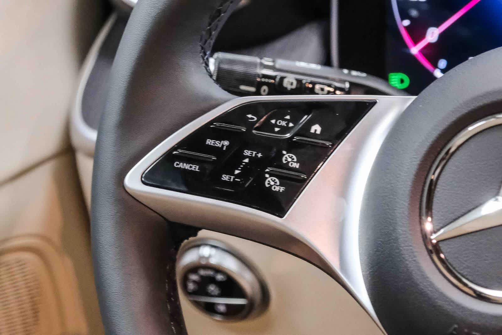 New 2026 Polar White Mercedes-Benz GLC 300 image 61