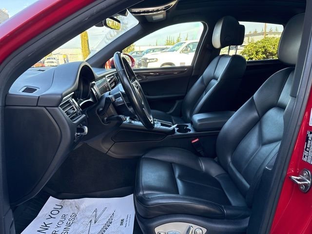 Used 2020  Porsche AWD image 24