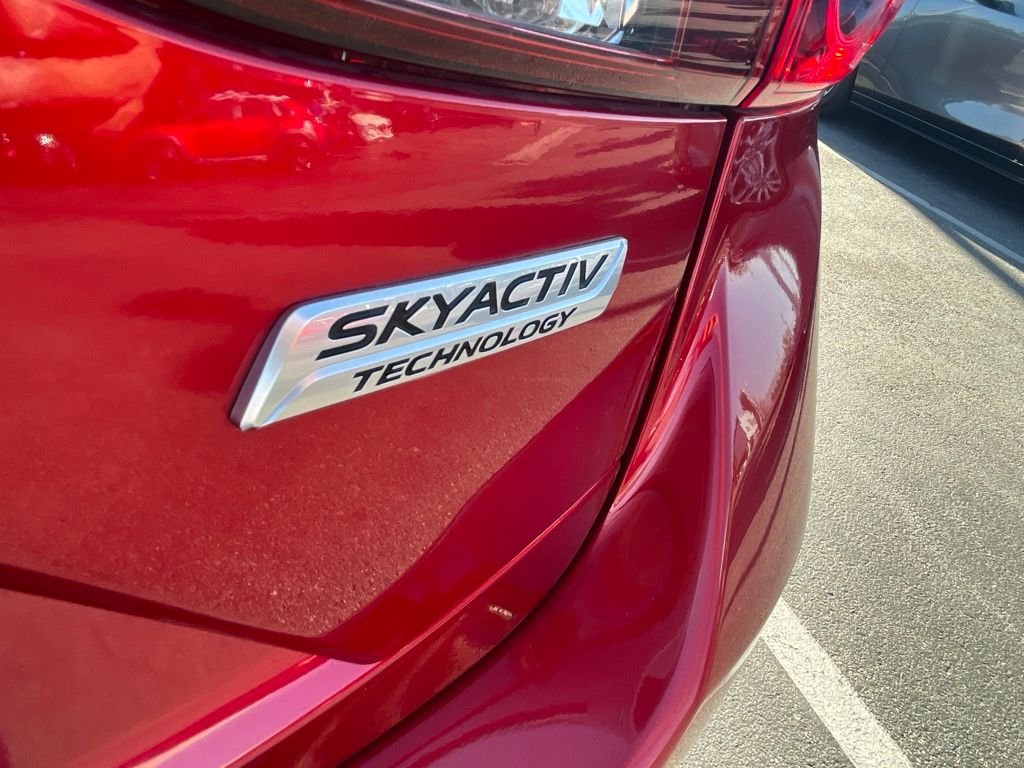 Used 2017 Red Metallic Mazda Grand Touring image 11