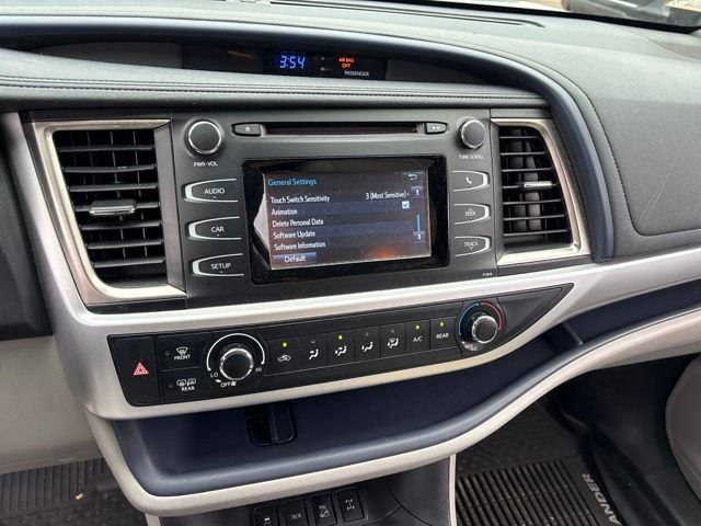 Used 2019 Celestial Silver Metallic Toyota LE image 19