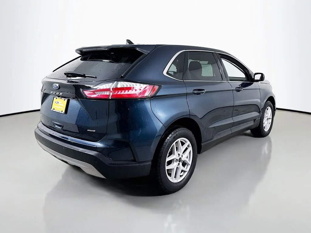 Certified Used 2024 Stone Blue Metallic Ford SEL image 7