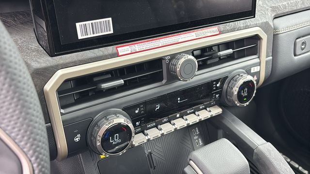 2025 Toyota Tacoma Limited - Photo 23
