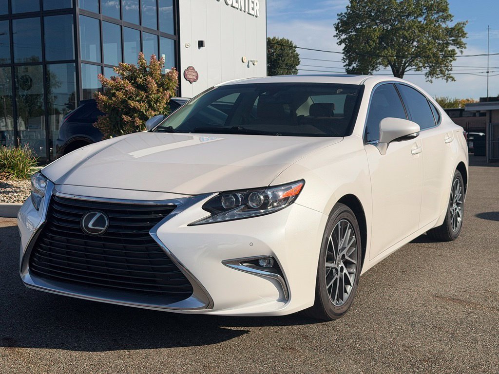 2018 Lexus ES