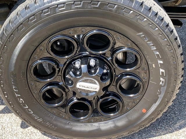 Used 2024 Black Ford Lariat image 29