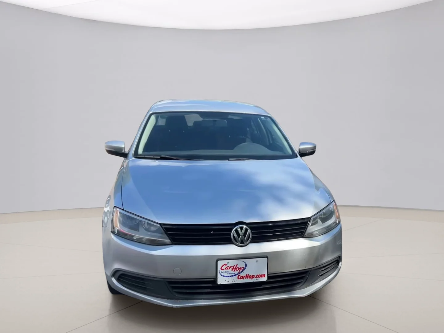 Used 2012 Silver Volkswagen SE image 8