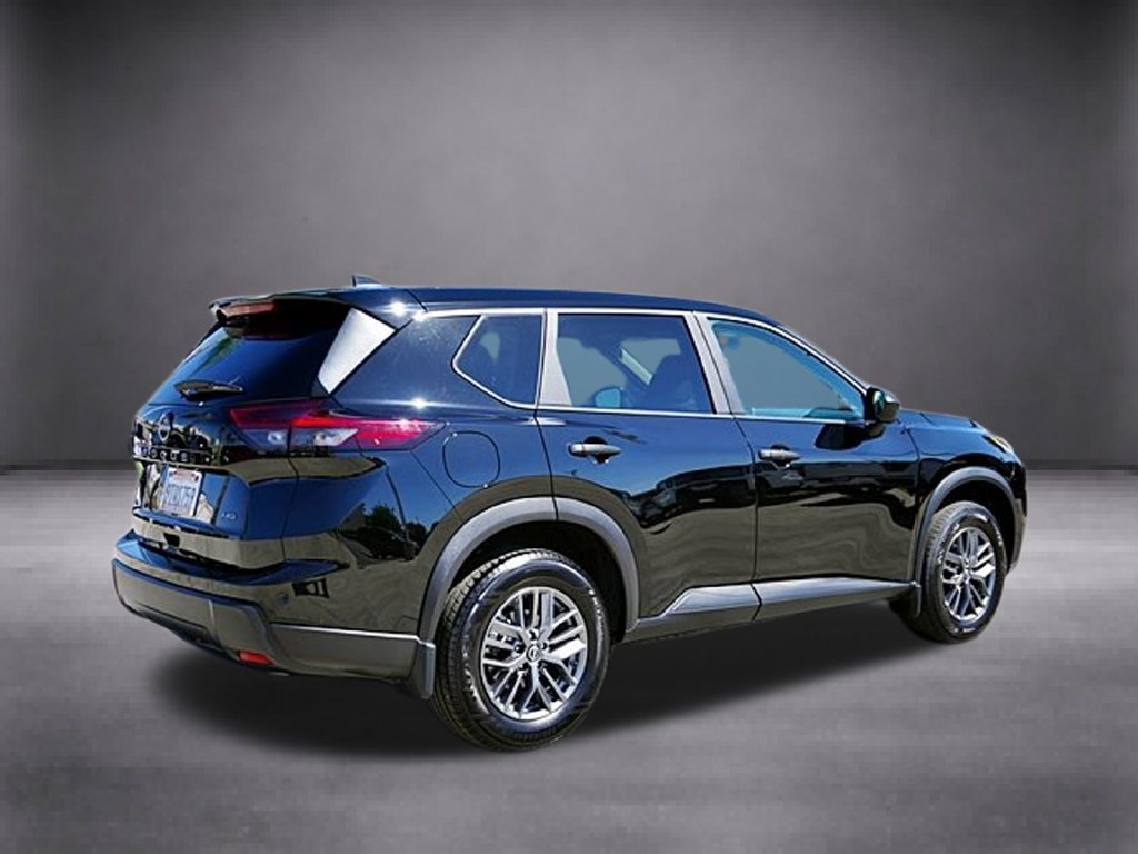 Used 2025 Black Nissan S image 3