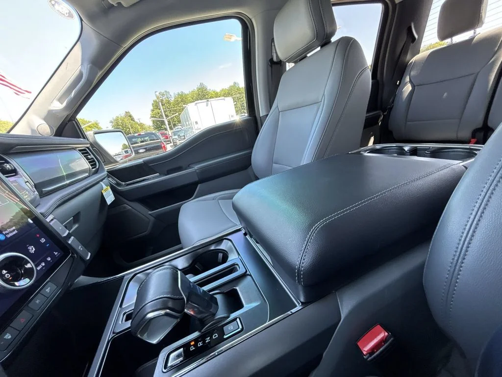 Used 2025 Black Ford Flash image 22
