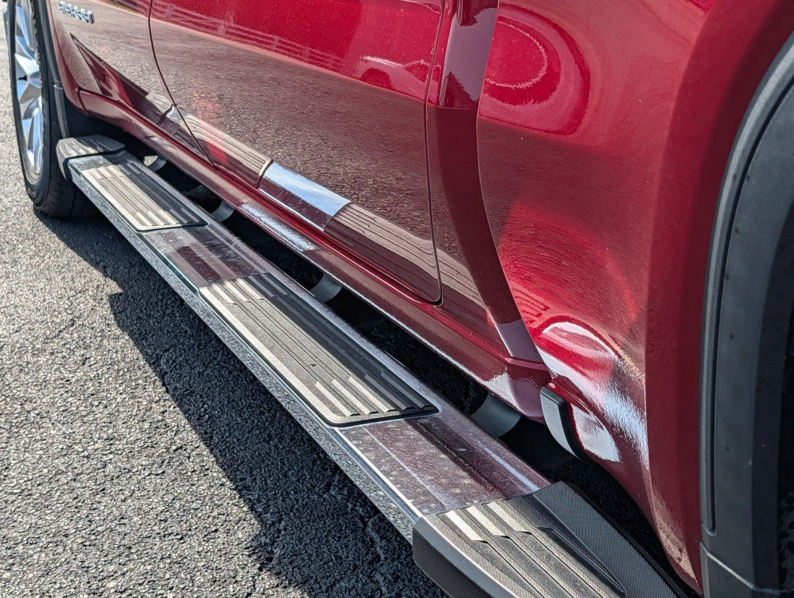 Used 2023 Volcanic Red Tintcoat GMC SLT image 36