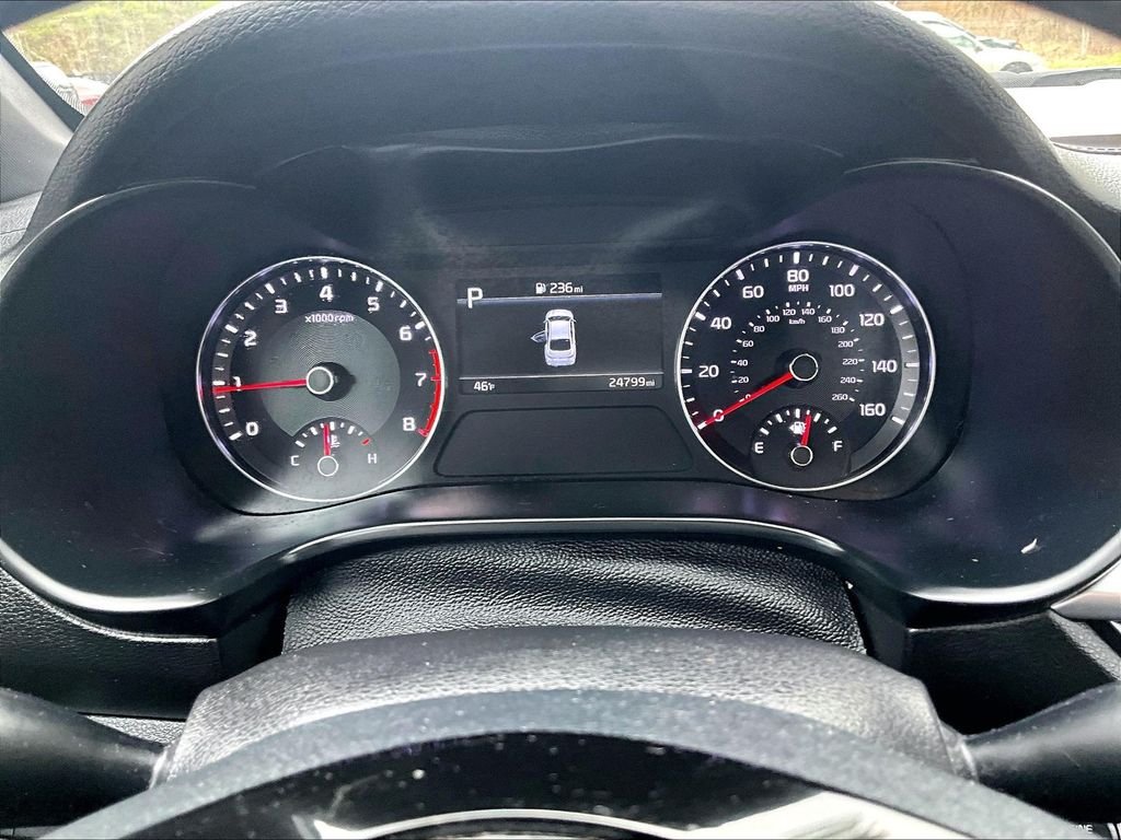 Used 2023 Gravity Gray Kia GT-Line image 25