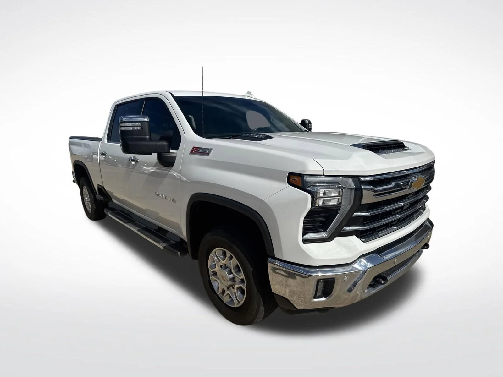 Used 2024 Summit White Chevrolet LTZ image 10