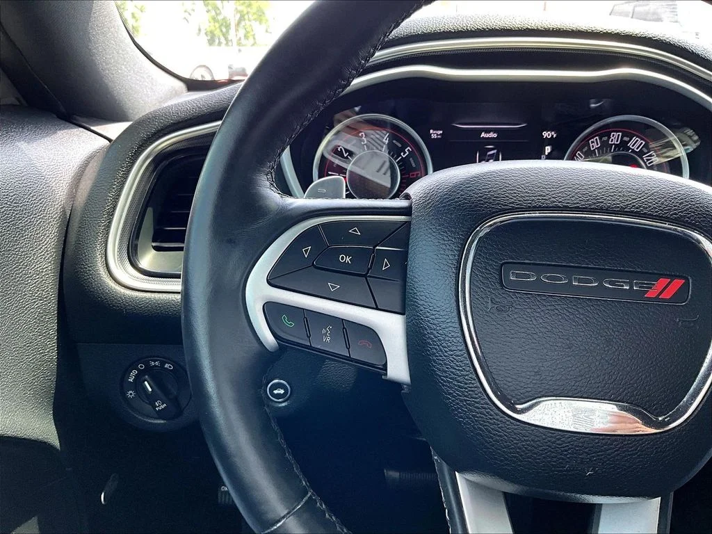 Used 2015 Red Dodge R/T image 19