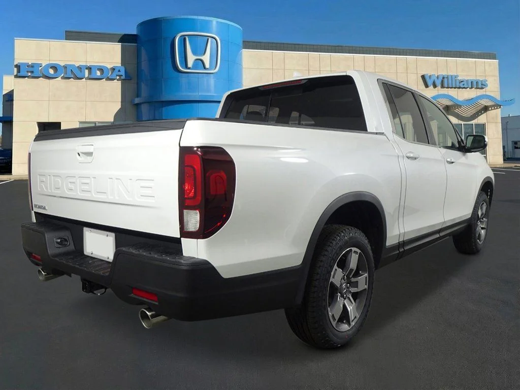 New 2026 PLATINUM WHITE PEARL Honda RTL image 5