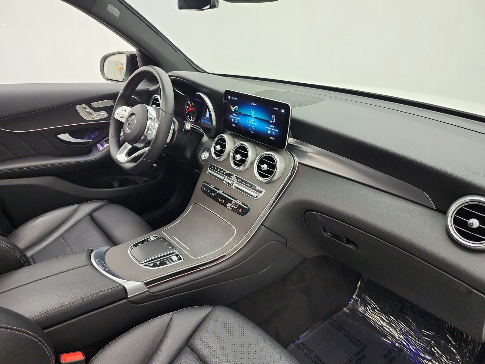 Used 2022 Polar White Mercedes-Benz GLC 300 SUV image 22