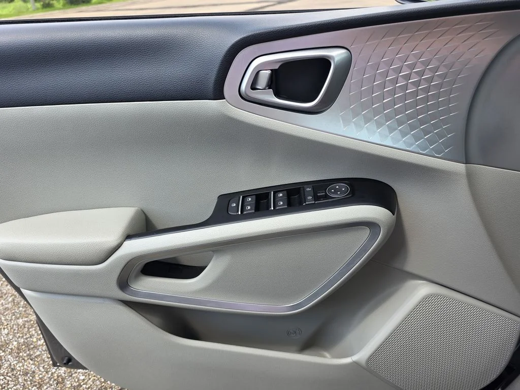 Used 2025 Gray Kia LX image 27
