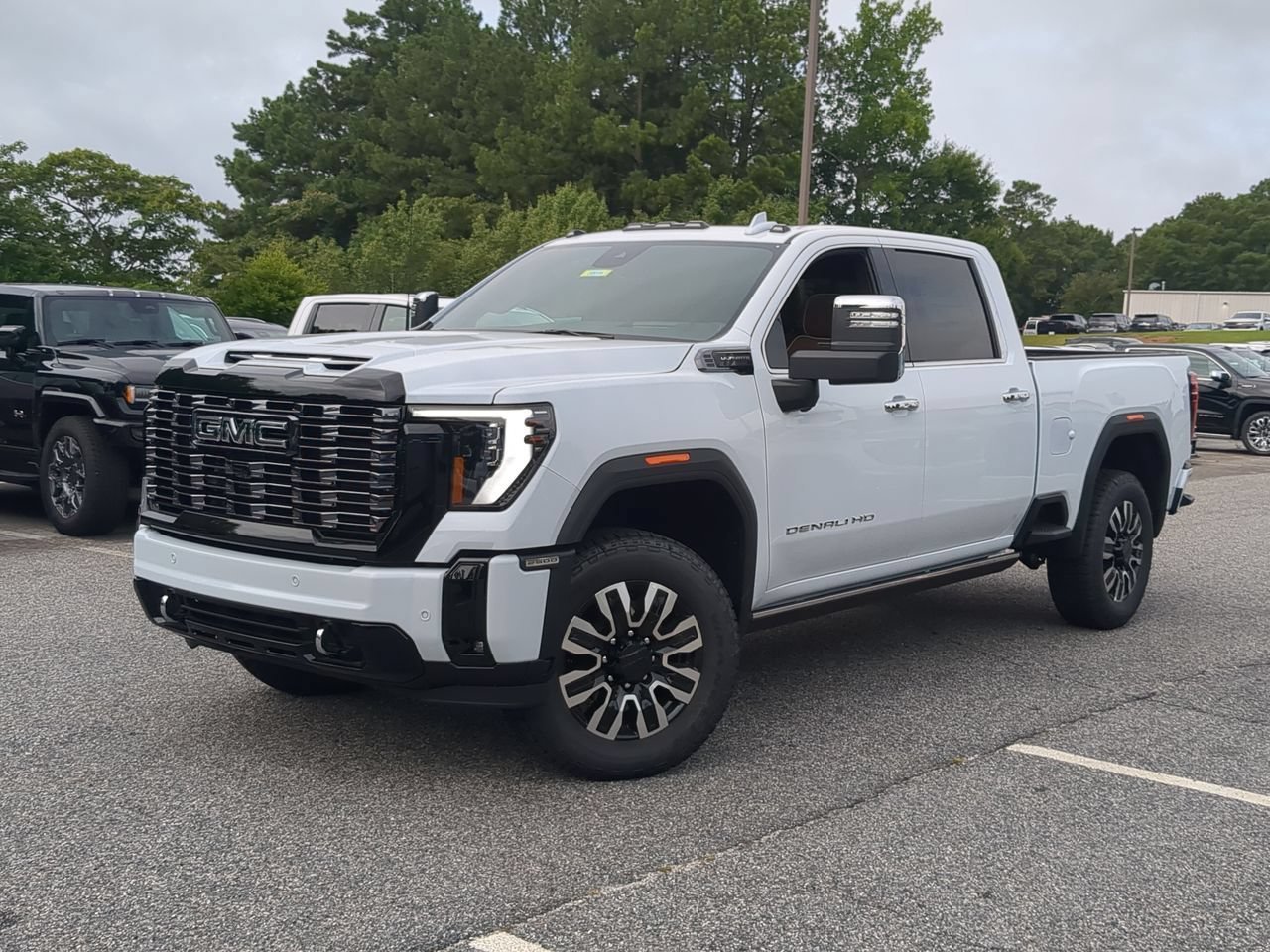 New 2026 Glacier White Tricoat GMC Denali Ultimate image 1