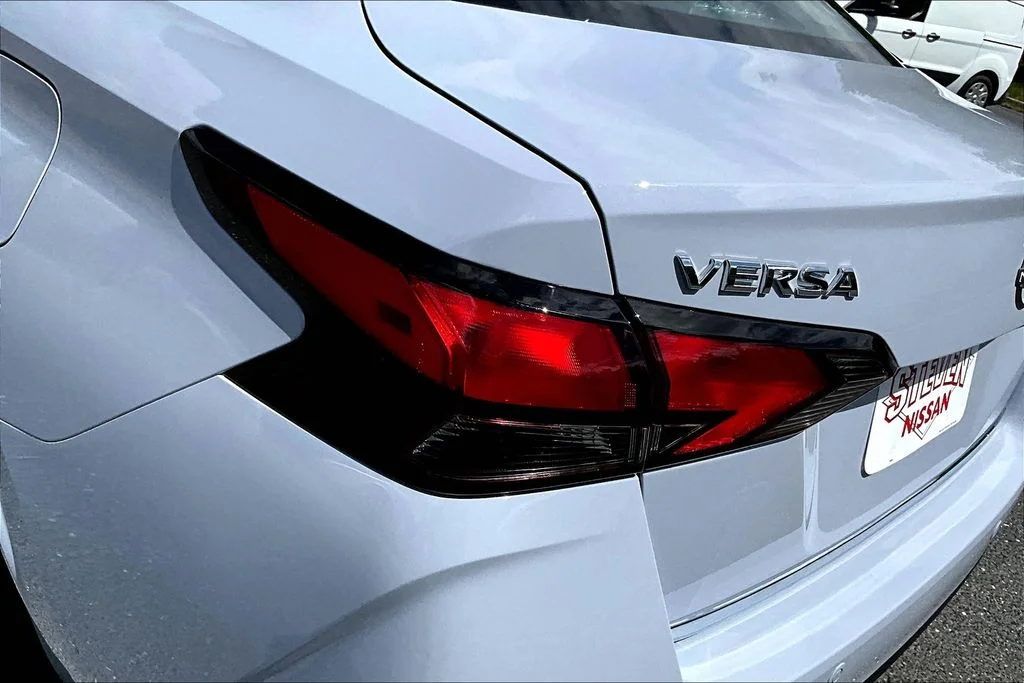 2025 Nissan Versa Sedan SV - Photo 27