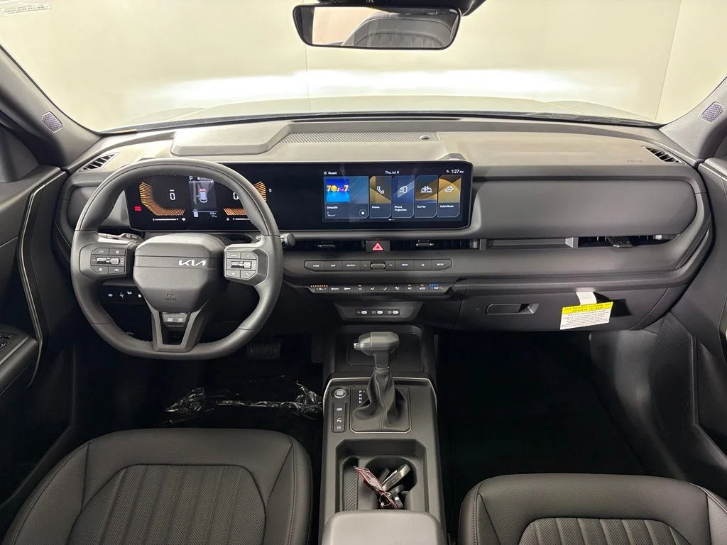 New 2027 Frost Blue / Black Roof Kia X-Line S image 36