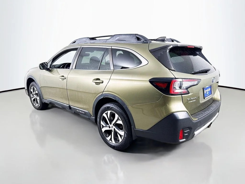Used 2021 Autumn Green Metallic Subaru Limited image 10