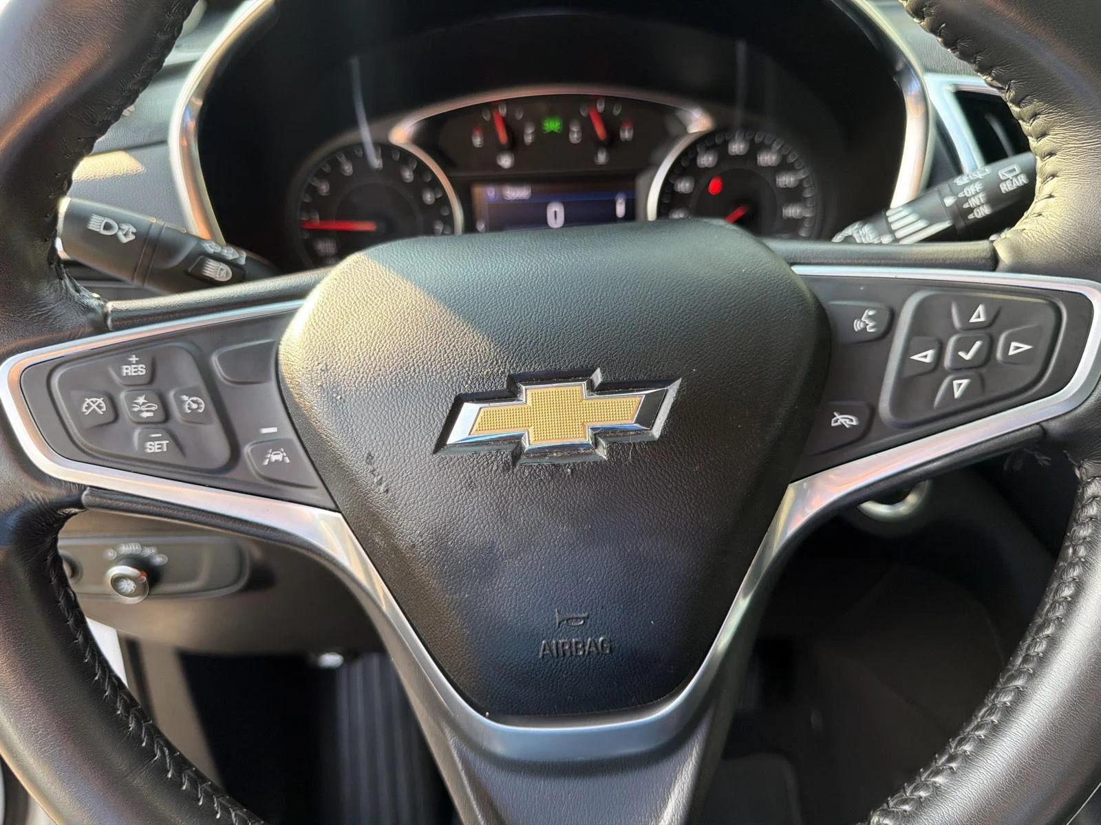 Used 2022 Summit White Chevrolet LT image 21