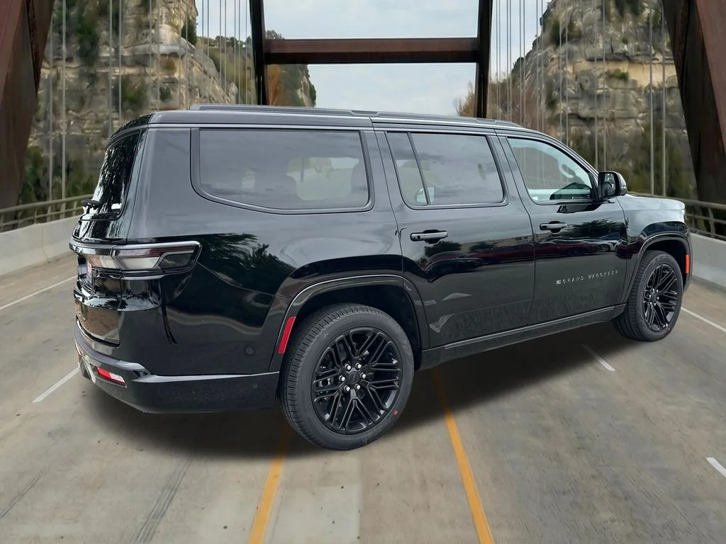 New 2026 High Gloss Black Exterior Paint Jeep Limited Reserve image 9