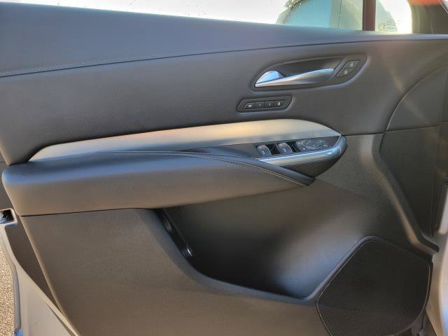 Used 2019 Silver Cadillac Premium Luxury image 16