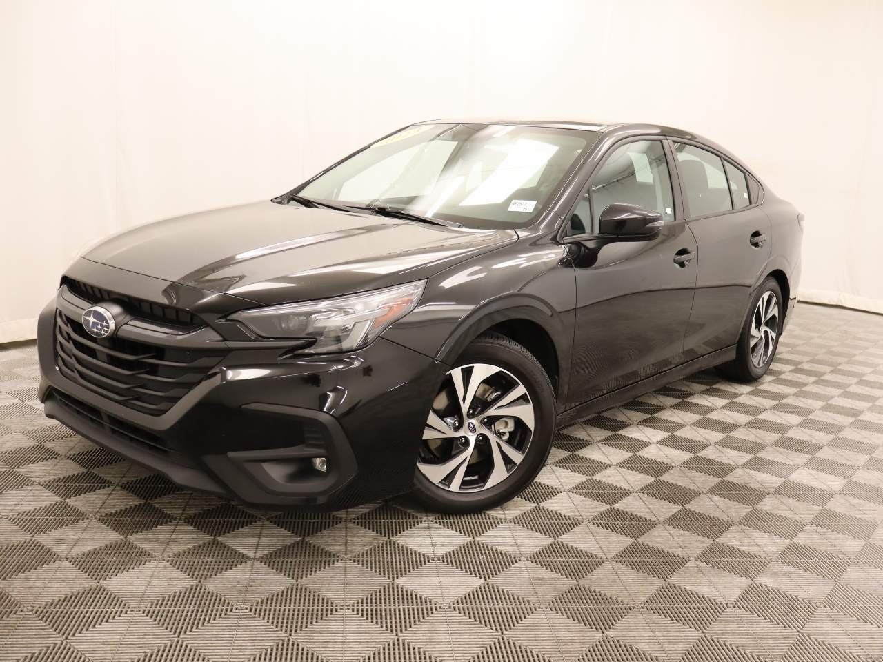 Used 2023 Crystal Black Silica Subaru Premium image 1