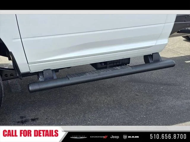 2026 RAM 3500 Chassis Tradesman - Photo 8