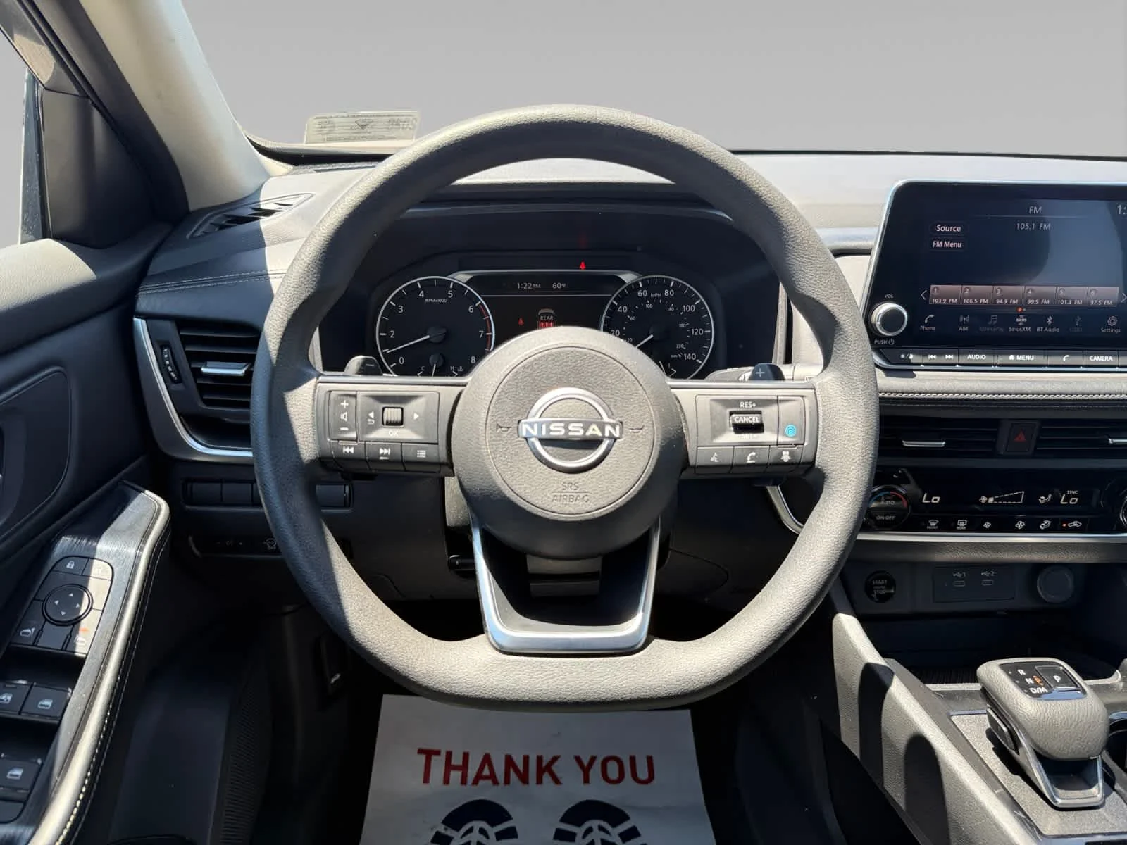 2024 Nissan Rogue SV - Photo 13