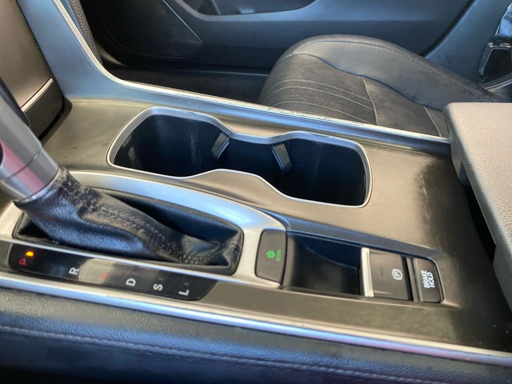 Used 2019  Honda EX-L image 23