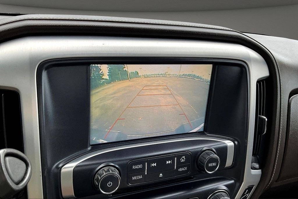 Used 2018 Black GMC SLT image 16