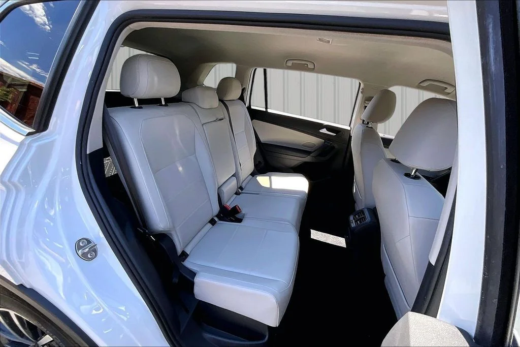 Used 2019 White Volkswagen 2.0T SE image 25