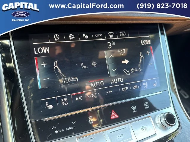 Used 2025  Audi 55 Prestige image 30