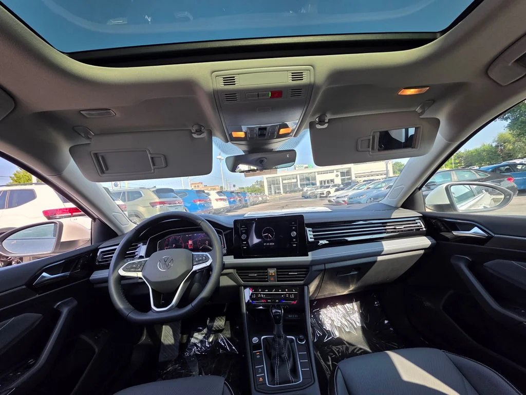 2026 Volkswagen Jetta SEL - Photo 33