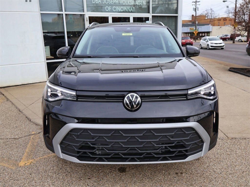 New 2026 Black Volkswagen 1.5T SE image 7