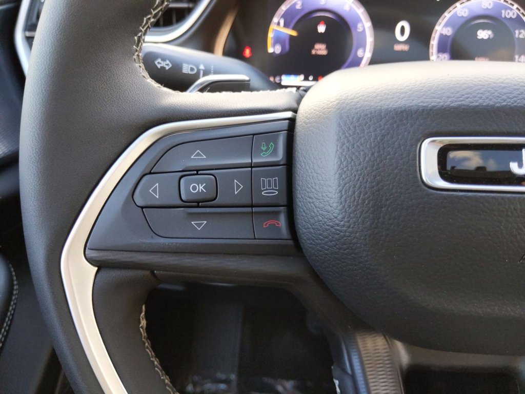 2025 Jeep Grand Cherokee L Laredo - Photo 28