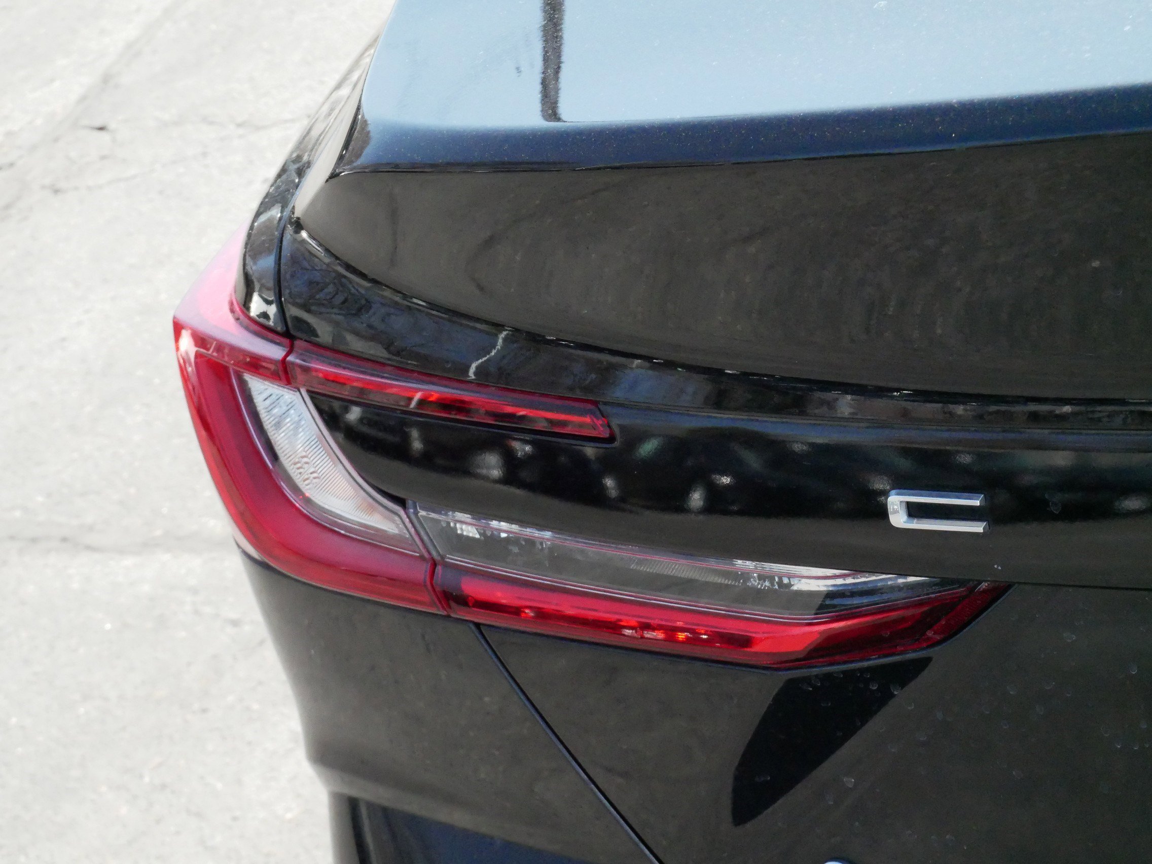 2025 Toyota Camry LE - Photo 14