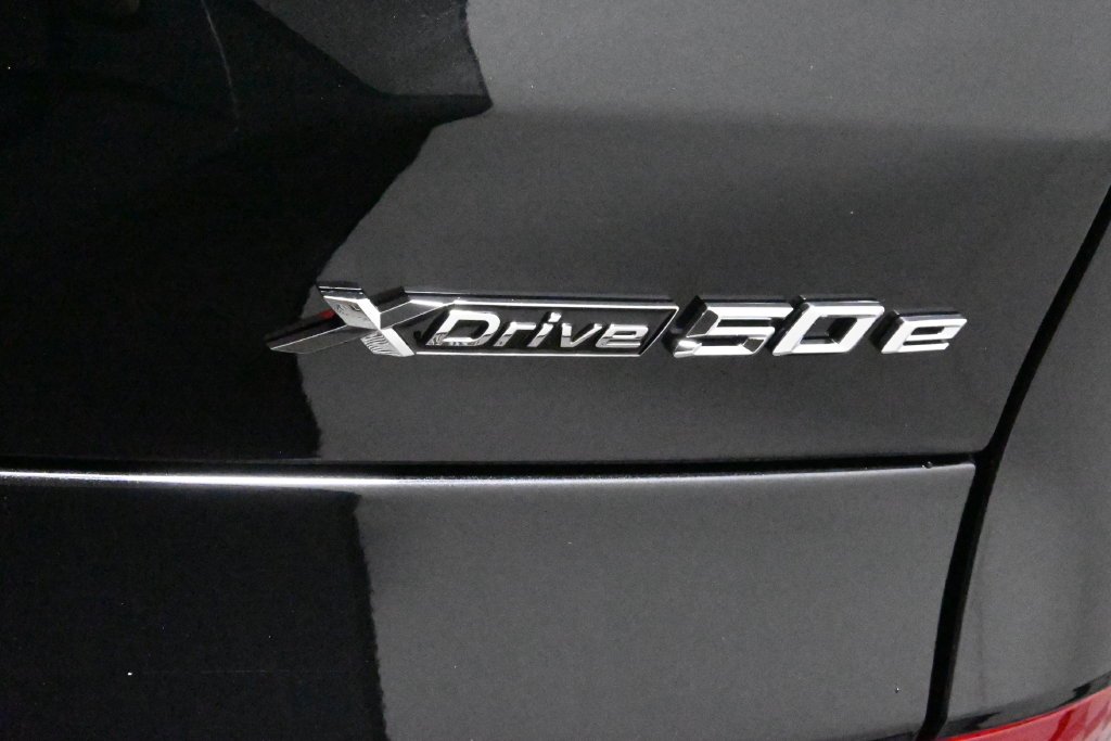 Used 2026 Black BMW xDrive50e image 43