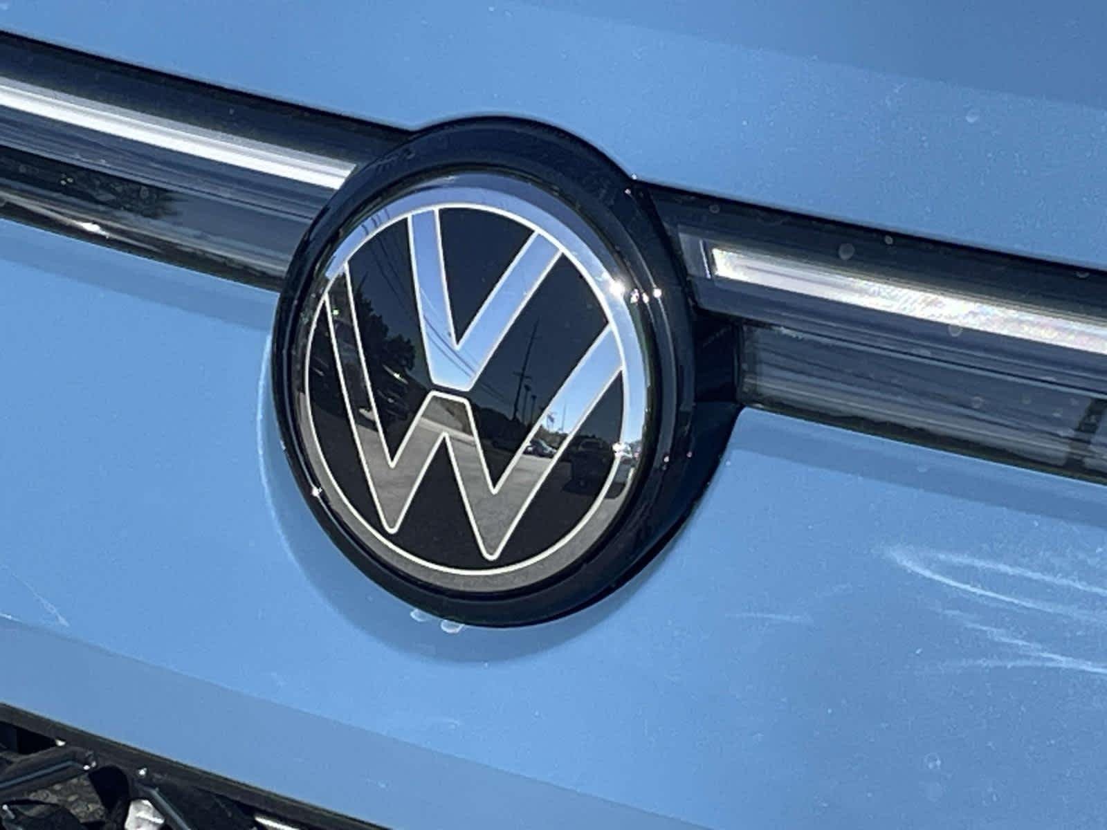 New 2026 U1U1/Blue Volkswagen SEL R-Line Turbo image 14