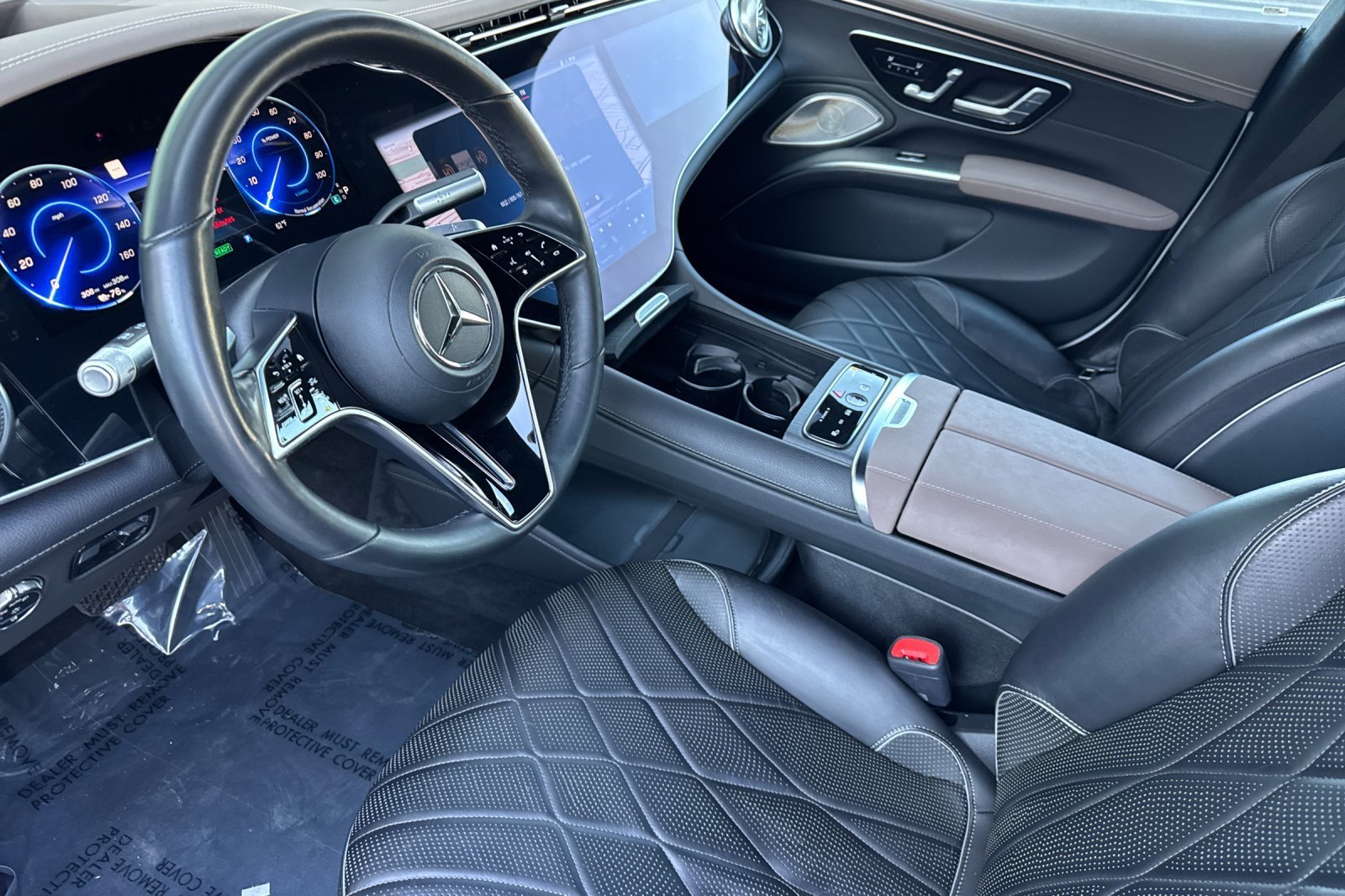 Certified Used 2023 White Mercedes-Benz 580 image 7
