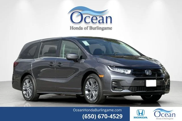 2026 Honda Odyssey Touring's photo