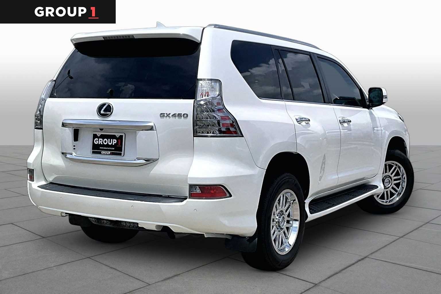 Used 2020 Starfire Pearl Lexus Premium image 11