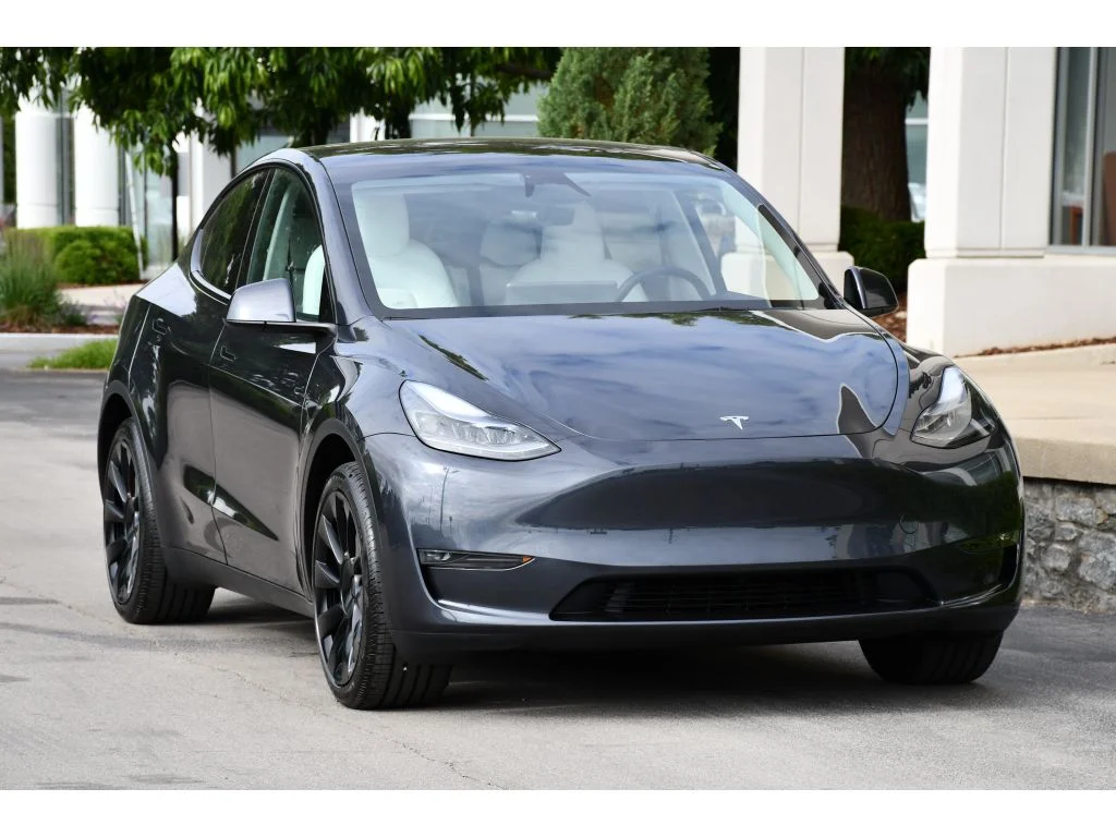 Used 2024 Tesla Model Y Long Range with VIN 7SAYGDEEXRA229665 for sale in Lexington, KY