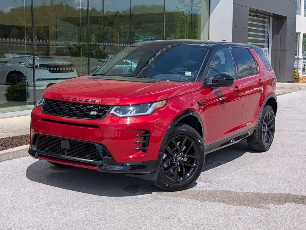 2026 Land Rover Discovery Sport 2.0 Landmark Edition's photo