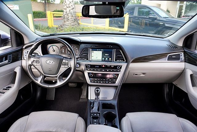 Used 2016 Gray Hyundai Limited image 17